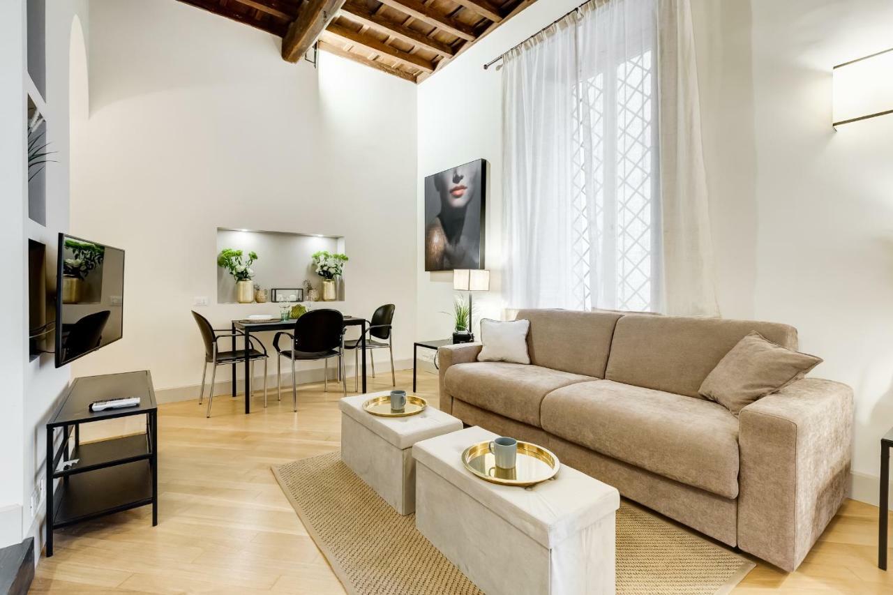 Апартаменти Trevi Chic House Рим Екстер'єр фото